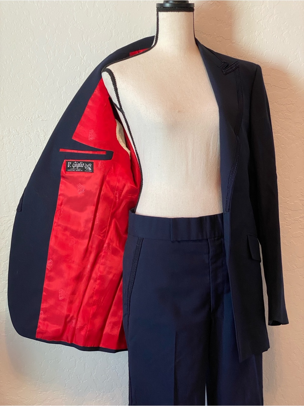 Vintage 1970’s Men's Navy Wool Suit with Red Satin Lining. Jacket and pants.